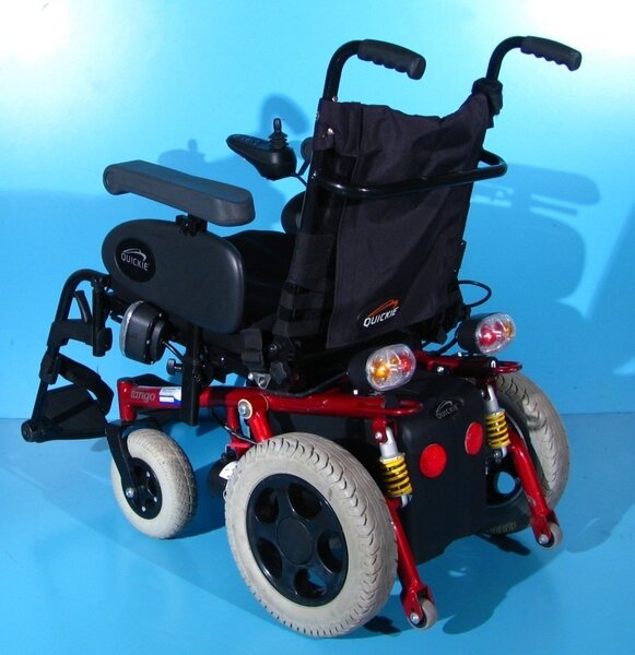Carucior electric invalizi  Germania Quickie Tango